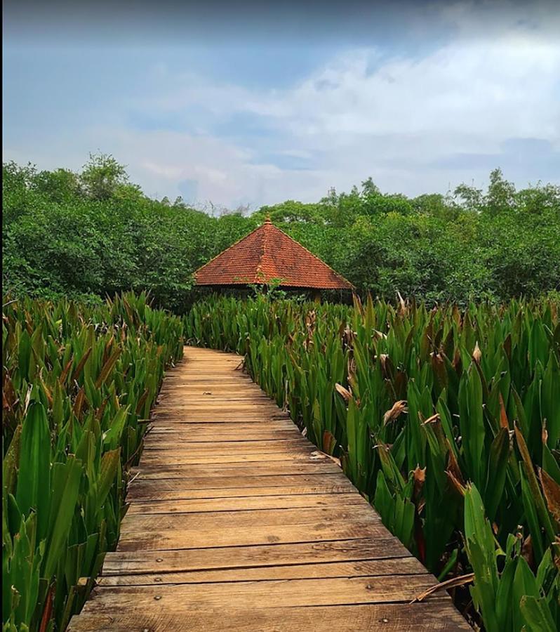 Apartamento Great Location*spacious 2br Apartment*pool* Gym Sri Jayewardenepura Kotte