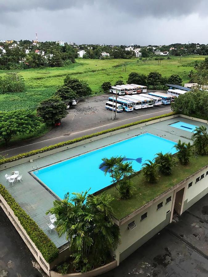 Great Location Living, Modern 2-bed With Pool & Gym Access, Amenities Sri Jayewardenepura Kotte