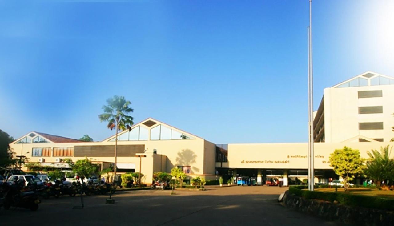 Great Location Living, Modern 2-bed With Pool & Gym Access, Amenities Sri Jayewardenepura Kotte