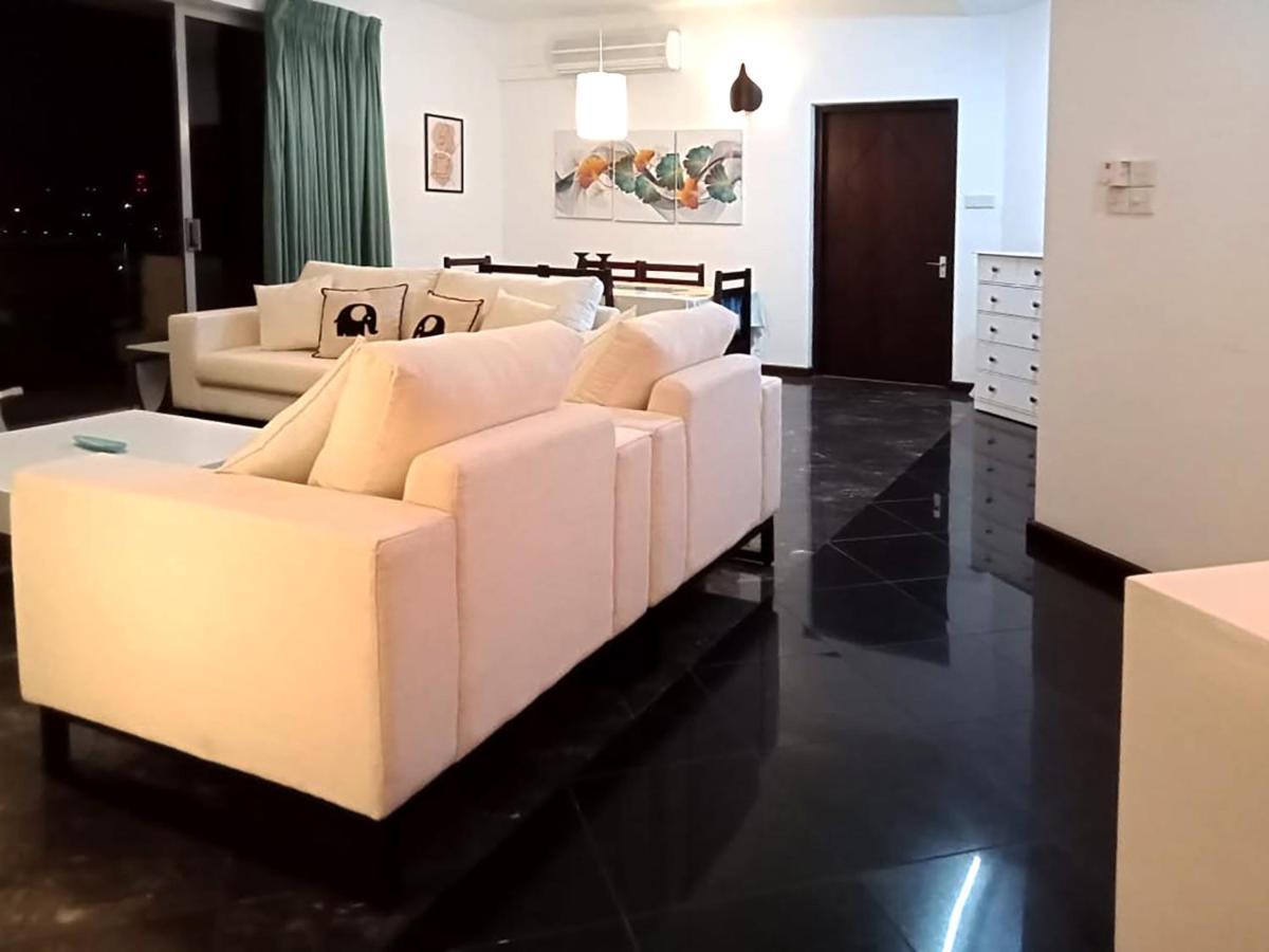 Great Location Living, Modern 2-bed With Pool & Gym Access, Amenities *