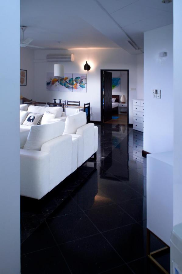 Great Location Living, Modern 2-bed With Pool & Gym Access, Amenities