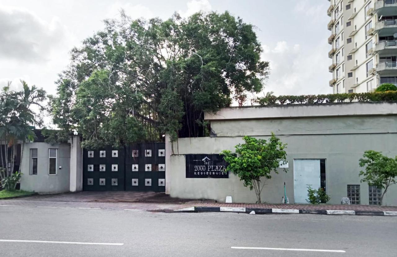 Great Location Living, Modern 2-bed With Pool & Gym Access, Amenities Apartment